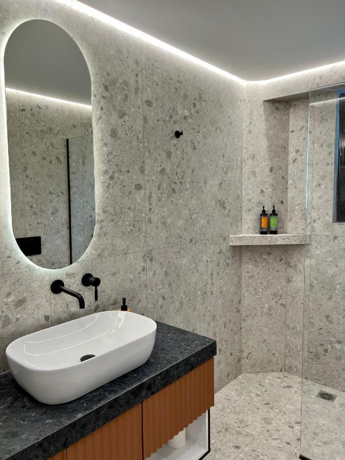 Becool Apartment Porto Rafti Luaran gambar