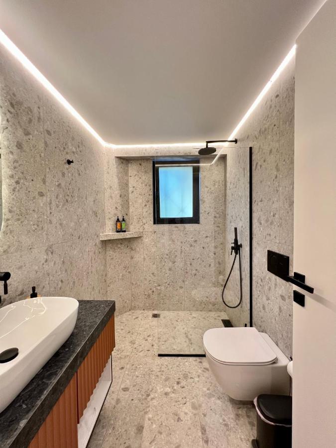 Becool Apartment Porto Rafti Luaran gambar