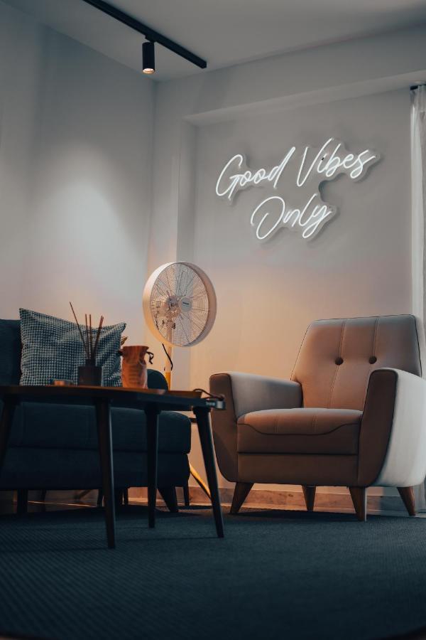 Becool Apartment Porto Rafti Luaran gambar