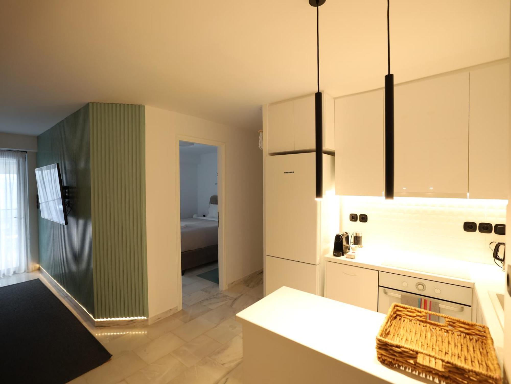 Becool Apartment Porto Rafti Luaran gambar